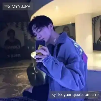 冯崧余